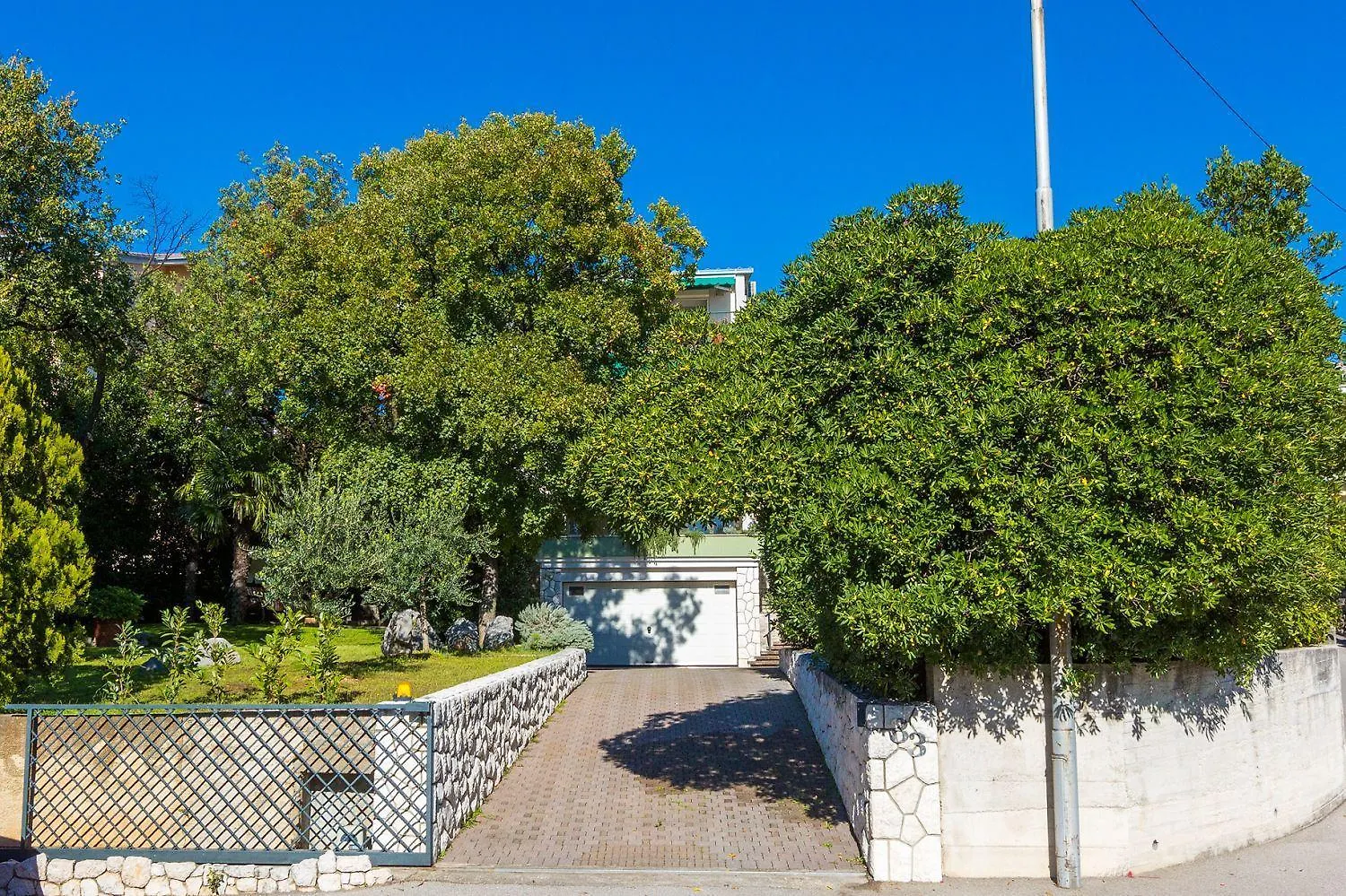 קריקווניצה Idyllisches Apartment Nur 250 Meter Zum Strand Mit Meerblick, Privater Terrasse, Privatparkplatz קרואטיה