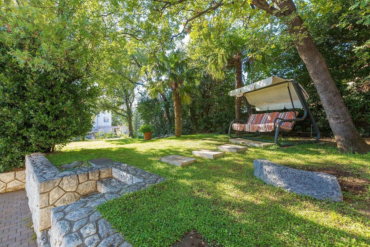 קריקווניצה Idyllisches Apartment Nur 250 Meter Zum Strand Mit Meerblick, Privater Terrasse, Privatparkplatz